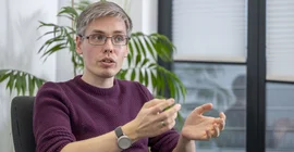 Patrick Arnold im Gespräch.