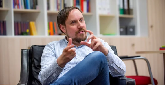 Prof. Dr. Fabian Schuppert | Photo: Tobias Hopfgarten