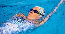 Verena Schott beim Schwimmen.