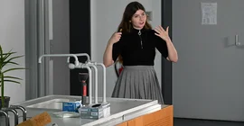 Anita Henze