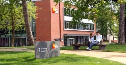 The Hasso Plattner Institute (HPI) in Griebnitzsee. The link leads to the website of the faculty. Photo: Karla Fritze.