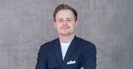 Christoph M. Abels im Porträt