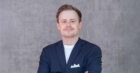 Christoph M. Abels im Porträt