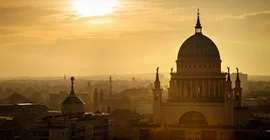 Hot summers are no longer an exception in Potsdam. | Photo: AdobeStock / Katja Xenikis