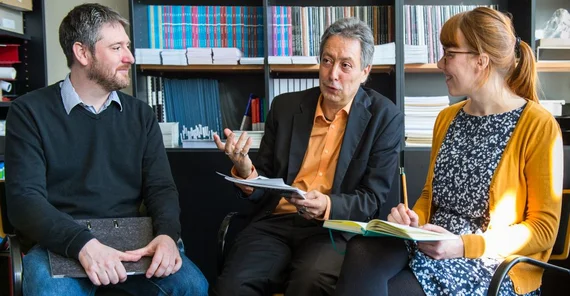 Dr. Julian Drews, Prof. Dr. Ottmar Ette und Julia Bayerl. Foto: Karla Fritze