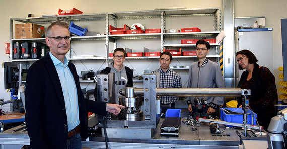 Schüler besuchen zur Berufs- und Studienorientierung das Unternehmen ME-Meßsystemein Hennigsdorf